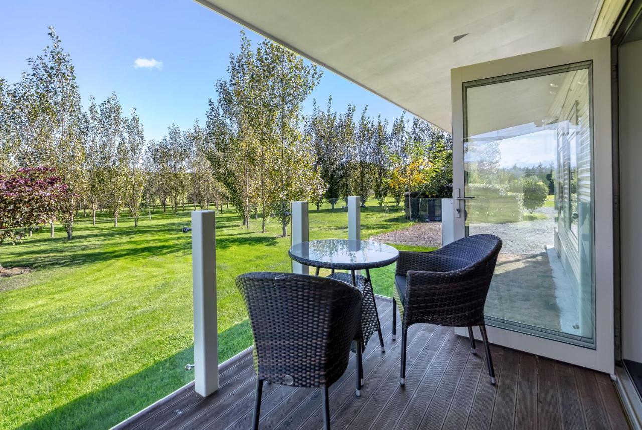 Paradise On Campbell Martinborough Εξωτερικό φωτογραφία