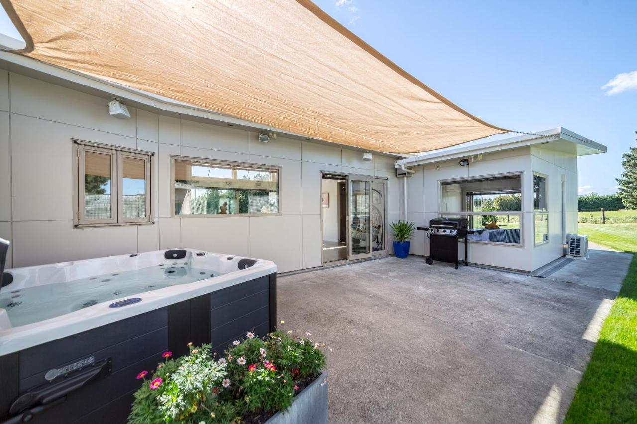 Paradise On Campbell Martinborough Εξωτερικό φωτογραφία